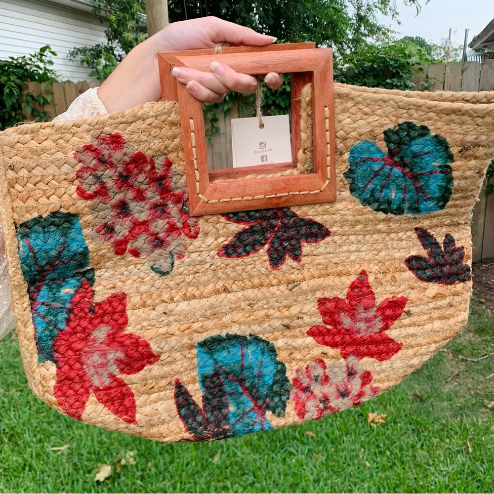 ANTIK Kraft Floral Jute Tote